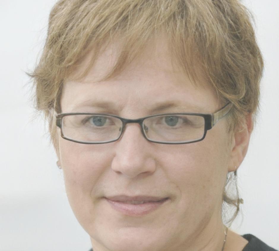 Birgit Lennartz, Expertin für Schuldenabbau